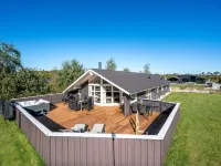 "Cristiana" - 1km to the Fjord Hotels in Hemmet