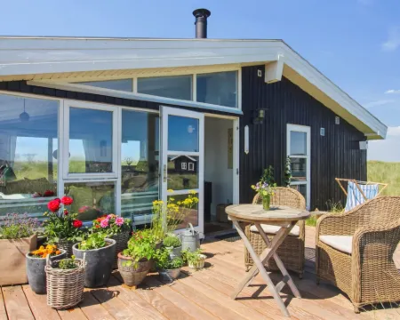 "Anissa" - 100m from the Sea Hotels in Lokken