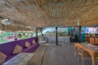 Mammaloe Hotels in Matividiri