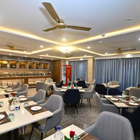 Carry Plus Hotel