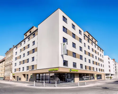 B&B HOTEL Wien-Stadthalle Hotels near 16. Ottakring