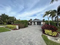 The WaterSun Oasis - Luxury Private Pool & Spa