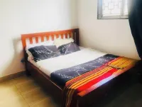 Convenient, beautiful one bedroom apartment. Hotels in 