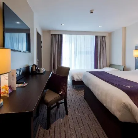 Premier Inn Bournemouth East Cliff