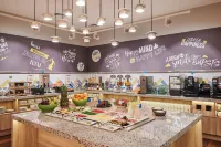 Hampton by Hilton Gdansk Airport - breakfast