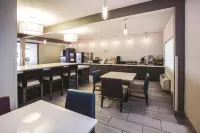 La Quinta Inn by Wyndham Indianapolis North at Pyramids Các khách sạn ở Zionsville