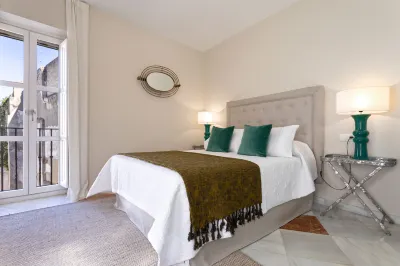 Amazing apartment with terrace in Santa Cruz. Abades Terrace III 塞維利亞住宿飯店