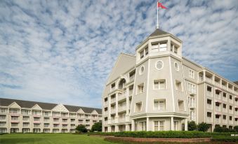 Disney's Yacht Club Resort