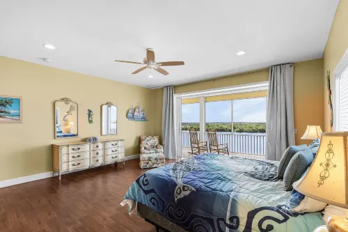 Matlacha/Cape Coral - Kokopelli  House - a  three-story Key West style residence