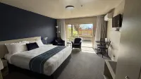 The Suites Ashburton - spa