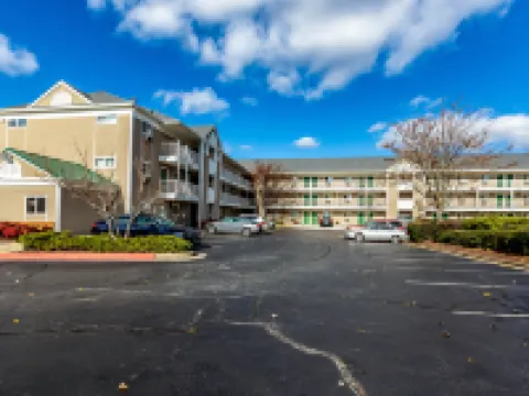 HomeTowne Studios Atlanta - Chamblee Hotels in Chamblee