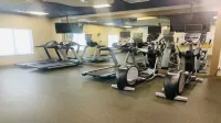智選假日套房酒店佩裏 - 商城區 - 健身室/gym room