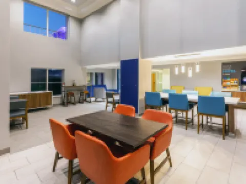 Holiday Inn Express & Suites VICKSBURG by IHG Hotels in Vicksburg