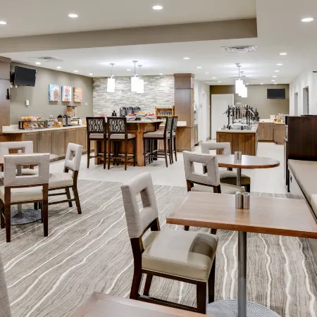 Staybridge Suites OKLAHOMA CITY DWTN - BRICKTOWN by IHG Отели рядом с достопримечательностью «Бриктаун»