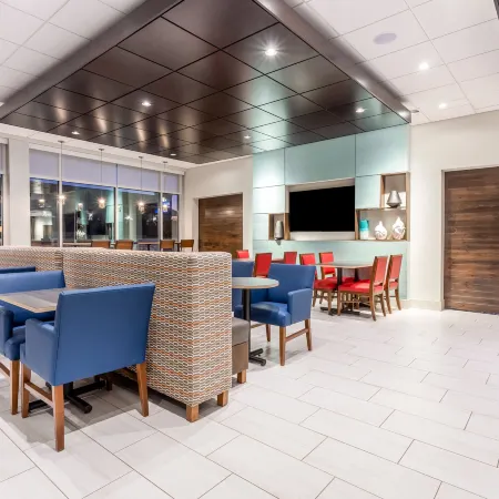 Holiday Inn Express & Suites FLORENCE - CINCINNATI AIRPORT by IHG