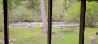 Idlewilde by the River - Mountain view