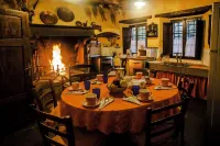 houses / villas - 6 rooms - 7/11 persons 치타디카스텔로 호텔