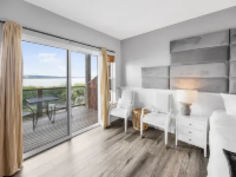 Camano Island Inn Hotels in Camano