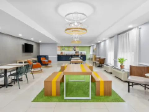 Spark by Hilton Des Plaines Chicago O'Hare Hotels in Des Plaines