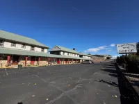 รักก์ คันทรี ลอดจ์ โรงแรมใน