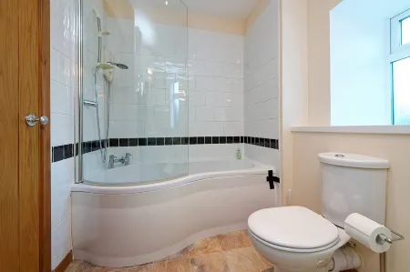 The Island Bear B&B Отели в г. Ислей