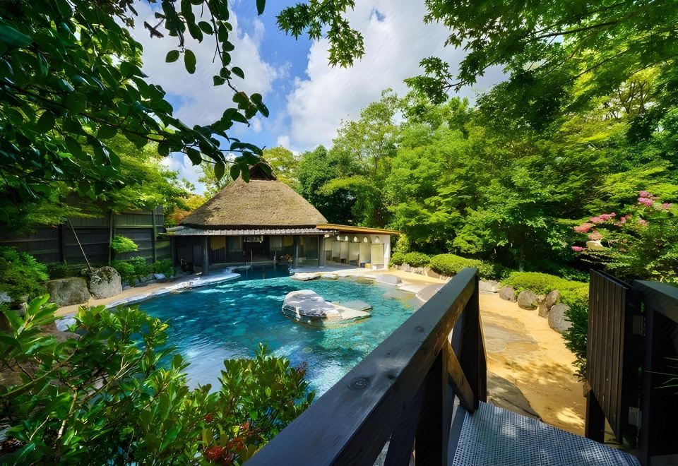 Yamanohotel Musouen의 노천탕 또는 자연 경관