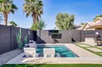2 Mi to Surprise Stadium! Snowbird Haven w/ Pool - Boutique
