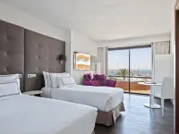 Meliá Palma Marina Hotels near Palma Port