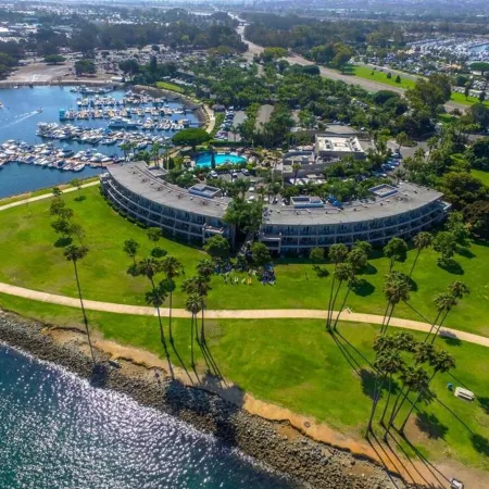 The Dana on Mission Bay Отели рядом с достопримечательностью «Пляж Мишен-Бич»