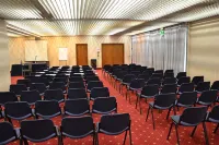 Jr Hotels Gate 7 Bologna Hotels in Calderara di Reno