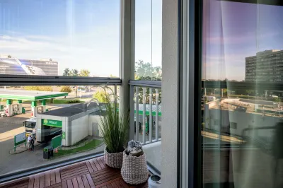 RentPlanet - Studio Hallera Hotels near Jula