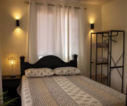 洛斯納蘭霍斯的舒適公寓 酒店