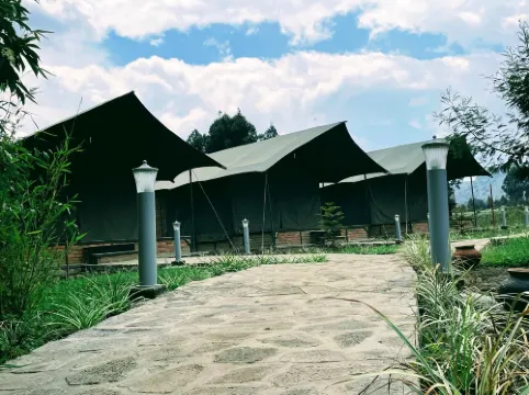 Volcanoes Over View Safaris & Camp