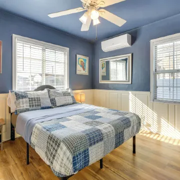 Stylish Home Near Sofi Stadium, LAX & Long Beach