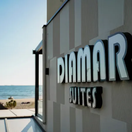 Diamar Suites
