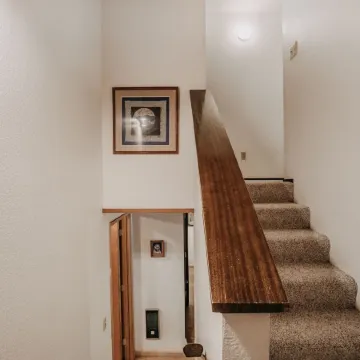 35sl - Air Conditioning - Pets Ok - Fireplace - Sleeps 6 3 Bedroom Home by RedAwning