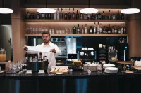 The Blackpine Hotel, Small Luxury Hotels - Bares