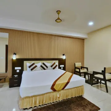 Hotel Silver Oak, Bilaspur