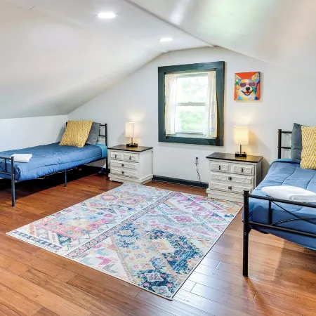 Cozy Brevard Vacation Rental 1 Block to Main St
