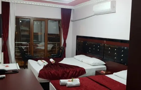 米迪亞特肯特酒店