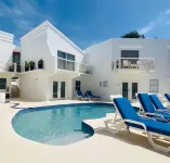 Mata Rocks Resort - Pools