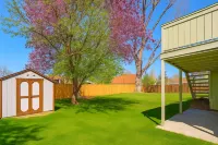 @ Marbella - Modern 4-br Retreat Chef's Kitchen