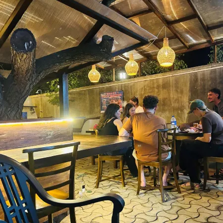 Mich's Surf Villa & Hostel