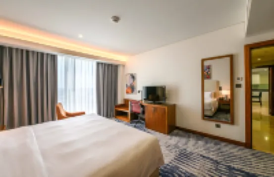 فندق دبل ثري باي هيلتون جدة الأندلس مول Hotels near حديقة الفيحاء