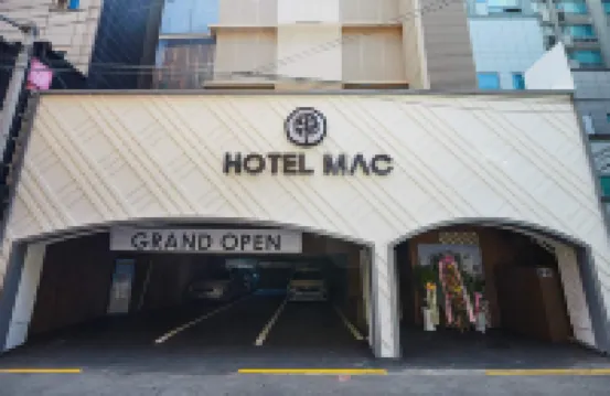 Mac Hotel