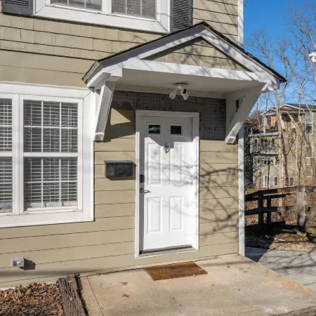 Tusculum Hilltop Haven  For 8