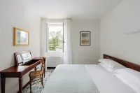 Residence l'Ulivo - Apartments in the City Center, with Fitness, Squash & Private Parking - Parvekkeita