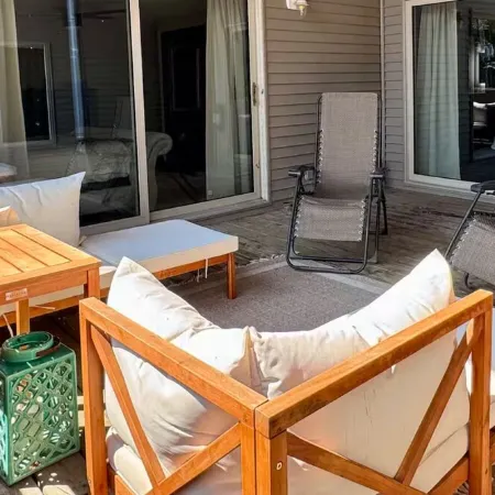 Modern, Spacious Loft in Douglas with Free Parking!