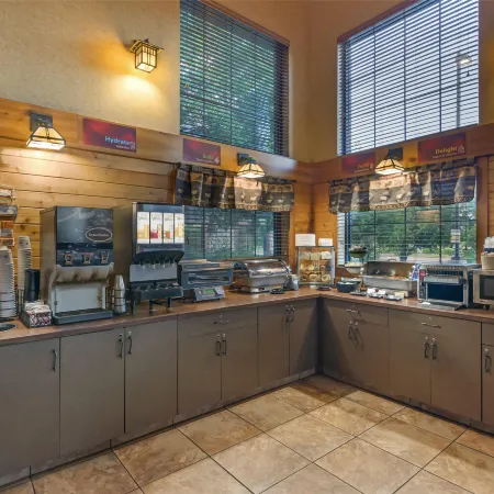 Best Western Plus Kelly Inn Suites
