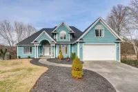 Boone Lake Getaway 6 Mi to Bristol Speedway! - 4-Star